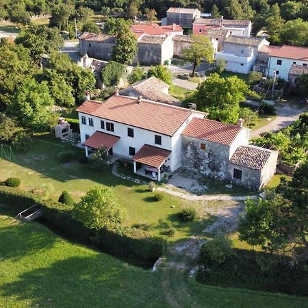 Apartmani Aldo Roč Εξωτερικό φωτογραφία