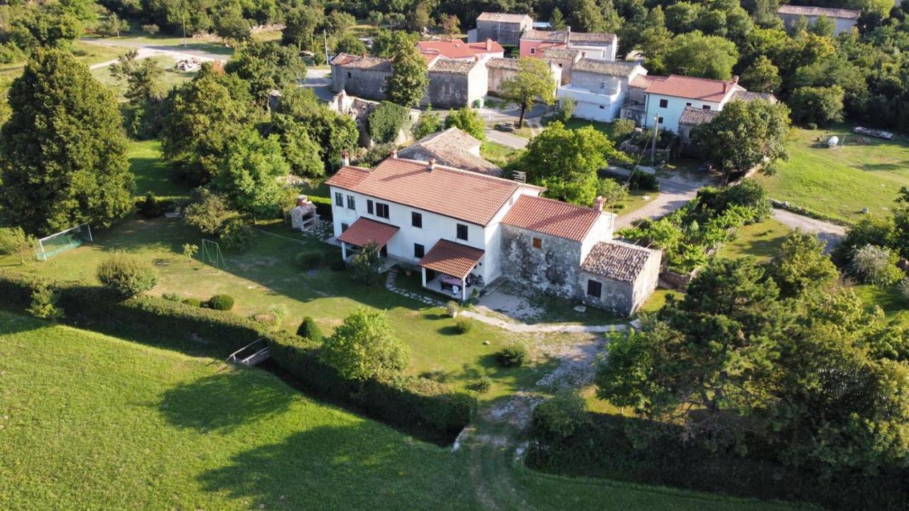 Apartmani Aldo Roč Εξωτερικό φωτογραφία